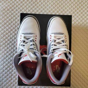 Air Jordan 3 Retro 'Fire Red' 2022